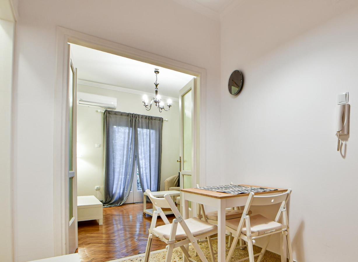 Thiras Lovely Apartment By Zain Atenas Exterior foto